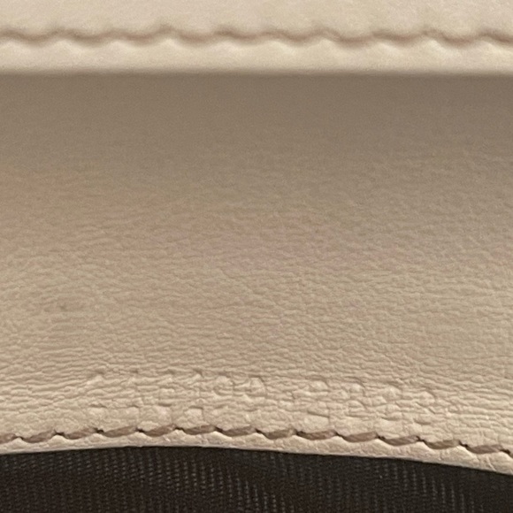 Gucci Beige GG Wallet - Picture 10 of 10